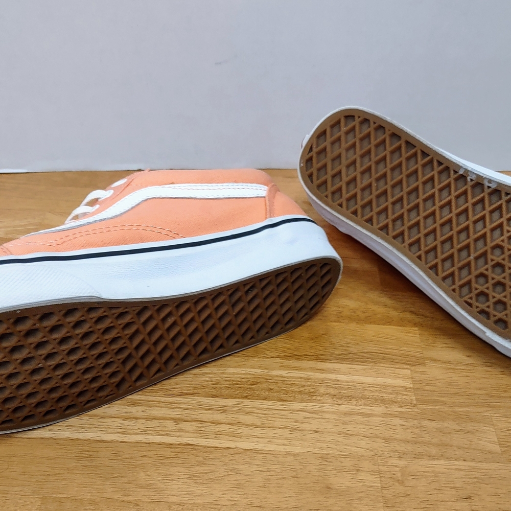 Vans Peach and White Sneakers - Picture 2 of 11